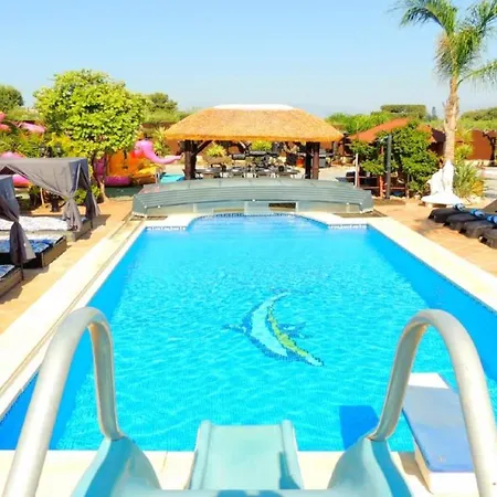 Vacation Albatros & Glamping Spain 马拉加